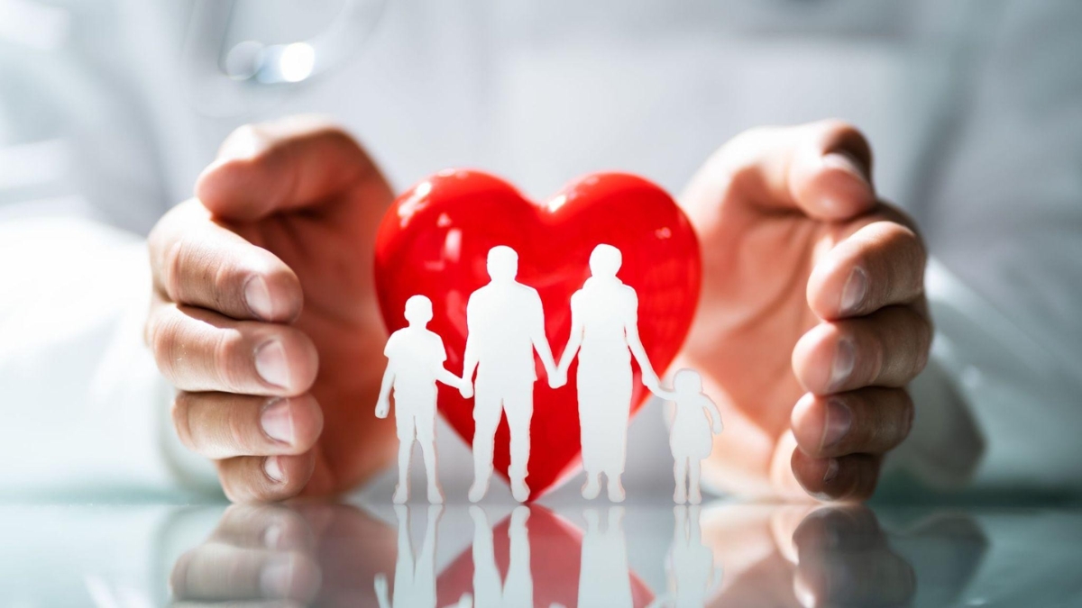 Top Mistakes to Avoid When Buying Health Insurance for Family